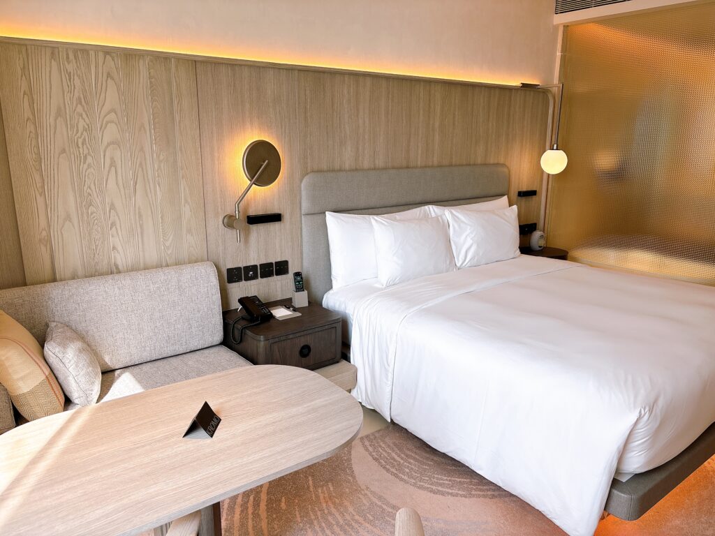 クロモ バンコク キュリオ コレクション バイ ヒルトンの客室