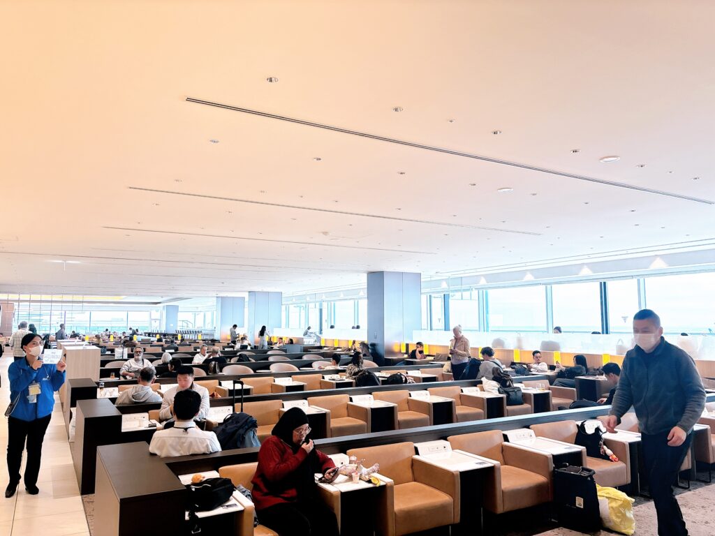 羽田空港ANAラウンジ