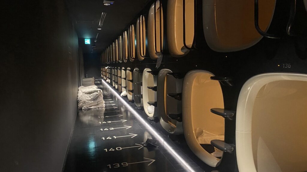 ナインアワーズNaritaAirportの店内の様子