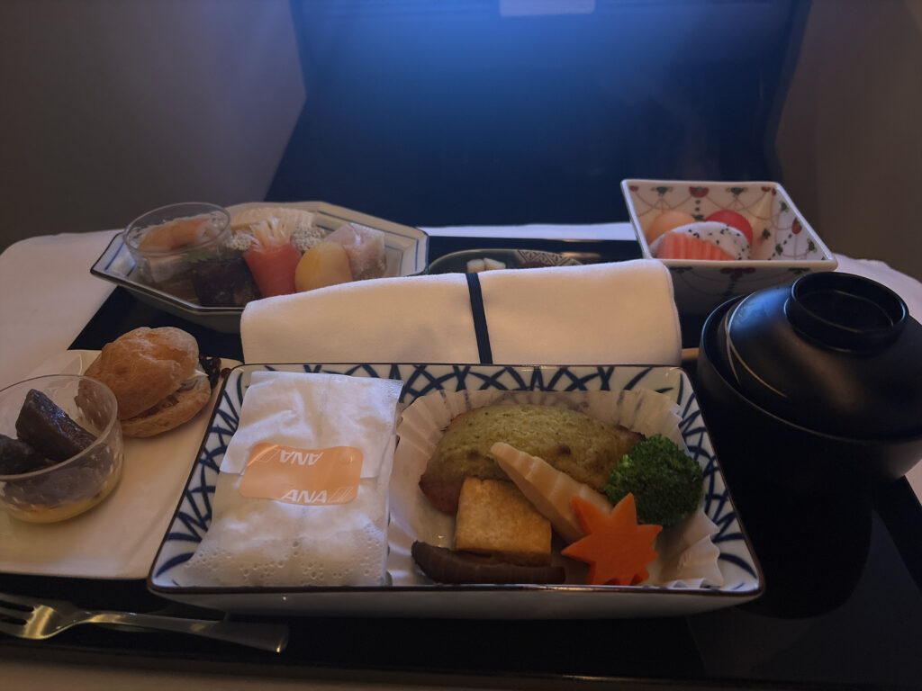 ANA国際線ビジネスクラスの機内食