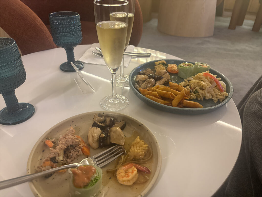 バンコクスワンナプーム国際空港でピックアップした料理